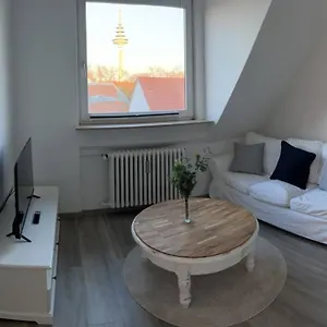 Apartment Wunderschoene 3-zimmer Fuer 6 Personen