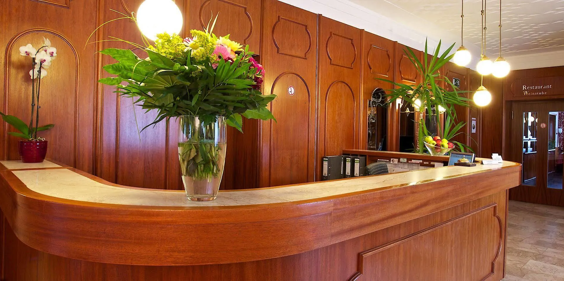 Hotel Carmen München